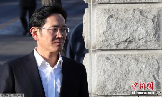 韩国三星电子副会长李在镕获假释出狱
