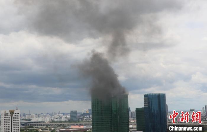 泰国能源部大楼发生火灾