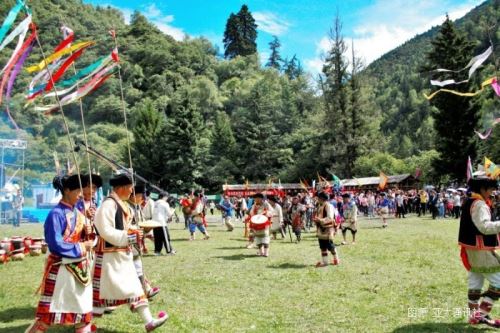 图说高原非遗盛典_茂县松坪沟2019“转山会”祭祀庆典活动