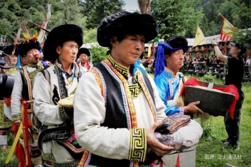 图说高原非遗盛典_茂县松坪沟2019“转山会”祭祀庆典活动