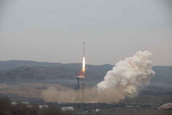 中国成功发射高分十二号卫星