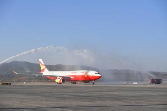 Lucky Air opens direct flight from Kunming to Vientiane