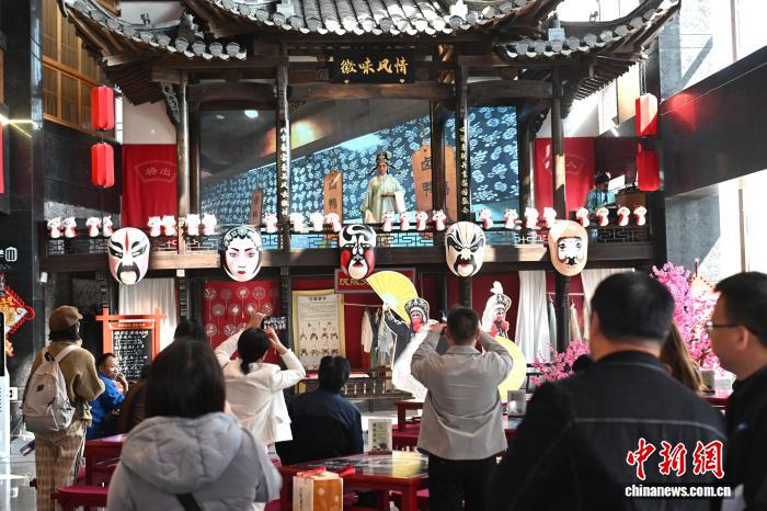 16家海外华文媒体走读安徽 探寻文化根脉见证发展活力