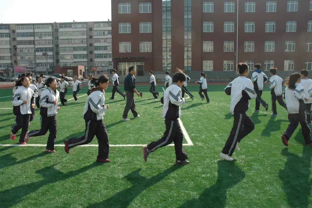 中国教育部将严查挤占体育课、课间不准学生出教室等行为